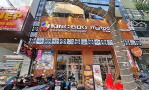 bán nhà mt nguyễn thị minh khai q3 - dt: 9x23m cn: 205m2 - kc: 3 tầng - hđt: 244tr/th - giá 88 tỷ