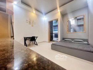 studio ban công máy giặt riêng ngay lạc long quân - lý thường kiệt