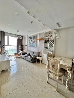 căn hộ như ảnh - 13,5 triệu có thương lượng, 2pn 2wc full nt đẹp , còn nhiều căn 2pn 3pn