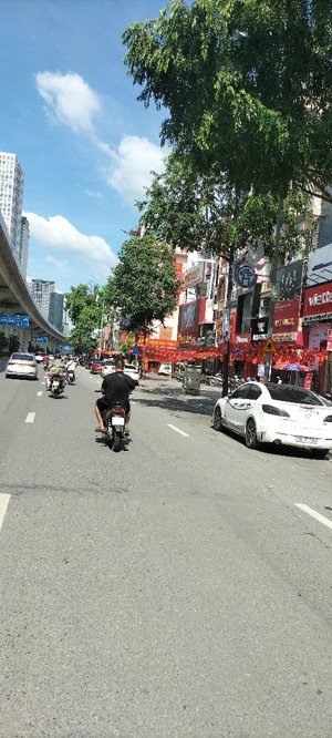 bán nhà quang trung hà đông 60m2 5 tầng giá 15.9 tỷ. phân lô, ô tô, thang máy chờ, kinh doanh