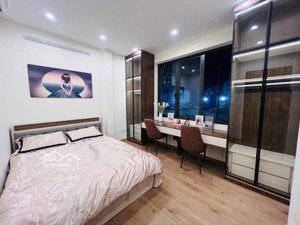 nhà riêng lạc long quân, tây hồ, 6t, thang máy, gara ô tô, ở và kinh doanh, 20 tỷ