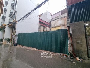 bán đất quận tây hồ xây tòa nhà văn phòng , biulding, khách sạn . dt 18om x mt 9m giá chào 105 tỷ !