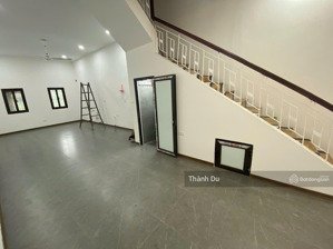 cho thuê nhà nguyên căn thượng thanh, gần chợ, trường học kinh doanh, văn phòng công ty,giá 20tr/th