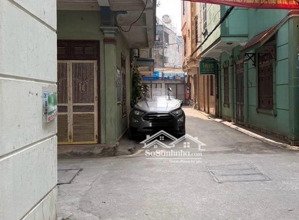 nhà trương định, hoàng mai. dân xây, ô tô dừng đỗ. dt34m2, giá: 9,68 tỷ.