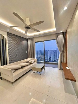 căn hộ như ảnh : 22 triệu có tl , full nội thất mới 95%, 3 phòng ngủ, 2wc , đầy giỏ hàng 1pn 2pn