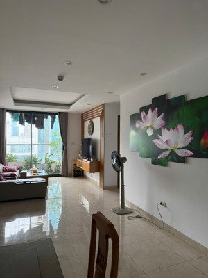 bán căn 2 ngủ - 110 cầu giấy 85m² tầng trung full đồ giá 10.2 tỷ (chuẩn giá) có tl.
