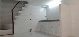 Chỉ Nhỉnh 3 Tỷ - Quận 10, 4 Tầng, 18m2, 3 Pn,3 Wc.