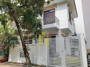 cho thuê villa thảo điền giá 30 triệu