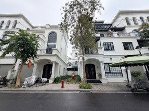 liền kề xẻ khe ngọc trai 105m2- thô- gần công viên- hồ nước chỉ 14,8 tỷ cực hiếm