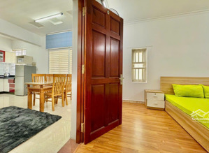 căn hộ 2pn 1pk ngay phổ quang gần sân bay tân sơn nhất