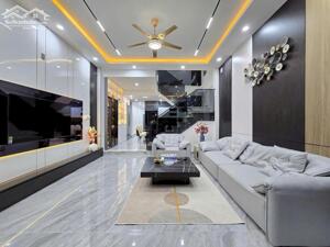 Triển khai xây dựng nhà 1 trệt 2 lầu gần QL1A Bến Lức - Long An giá từ 2 tỷ thương lượng