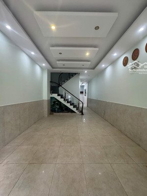 cho thuê nhà 1 trệt 3 lầu kđt chí linh - 72m2 - có thang máy