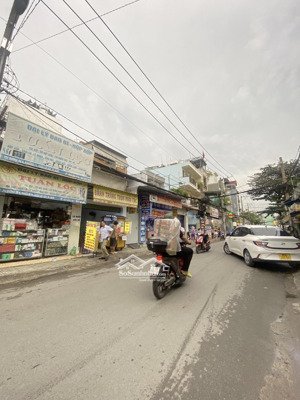 nhà mặt tiền kinh doanh p.11 - 5.7m x 22m - khu kinh doanh sầm uất - đa ngành nghề - 15 tỷ