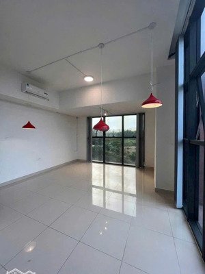 chính chủ cho thuê ot văn phòng the sun avenue 48m² nội thất cơ bản giá 13,5 triệu/tháng (net)