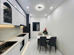 quan nhân ngõ thông fuul nội thất nhà đẹp long lanh 35 m 4 tầng chỉ 8.95 tỷ