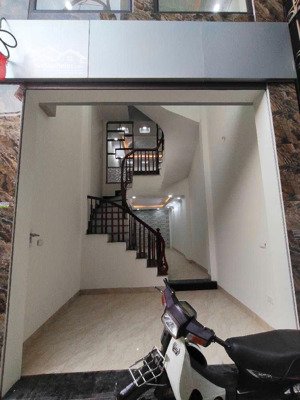 bán nhà riêng tại linh đàm, phường hoàng liệt, 7,95 tỷ, 36 m2, 5pn, 5wc, hàng hiếm tại uy tín