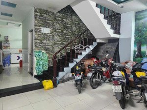 bán gấp nhà 90m2 * 2 tầng, chỉ 4.6 tỷ, linh xuân, thủ đức