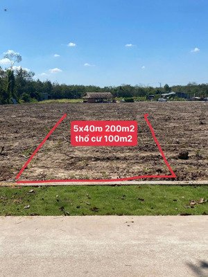 bán lô đất 200m2 + 100m tc đường betong 15 cách ubnd phước thành, kcn an bình 3 phú giáo 2km 520 tr