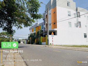 chủ cần bán lô đất 2tỷ628 mt hồ tri tân 38m, ngay cổng chào long hải kế bên trường mầm non quốc tế