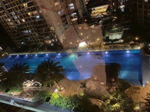 chính chủ cho thuê căn hộ gốc lầu 10 view hồ bơi 120m2 3pn giá 3.500 đô nhận nhà ngay