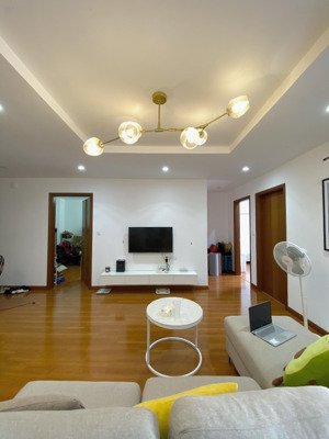 bán nhanh căn hộ az sky định công dt 78.45m2 2 phòng ngủ 2wc, full đồ, giá bán nhanh 75tr/m2