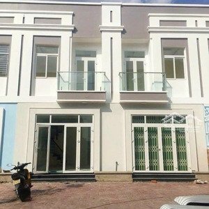 cho thuê nhà hoàng quân 1 trệt 1 lầu, 2 phòng ngủ, 2wc, lộ 12m, nhà trống, mới