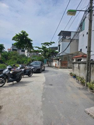 chdv xây mới oto tránh_80m_15p kk_dòng tiền 90tr/th_ngay đh công nghệ đông á_50m phố_lô góc 2 thoág