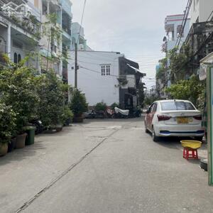 Xe hơi đậu cửa ngay Hồng Bàng, DT ngang 4m, 2 Tầng 2 PN, tài chính 4 tỷ