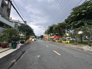 mặt tiền kinh doanh khu tên lửa 120m2 ngang hiếm 5m đường 10m