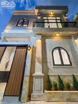 Nhà trệt lầu xây mới 3 phòng ngủ - phong cách Tây Âu - Gần siêu thị Vincom Hùng Vương