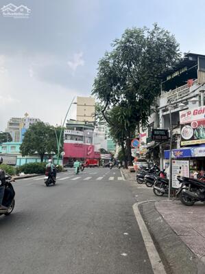 Tân Bình, nhà đẹp ở ngay, 5 Tầng, 7Pn, ngang 6.5m, 68m2, gần Trường Sa_Phạm Văn Hai, 11.45 Tỷ