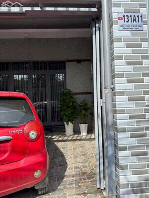 bán nhà lầu 3 phòng ngủ , có số nhà phường phú tân , bến tre