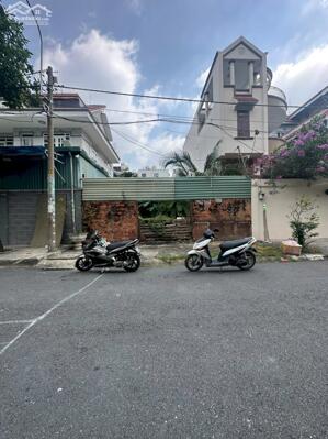 Bán đất 20 tỷ, 10m x 20m, mặt tiền đường số 4B ,P. Binh Trị Đông B