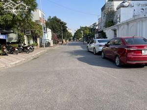 Tuyệt Phẩm 140m2 KĐT 31ha Trâu Quỳ: Góc VIP Nhất - Gần Hồ & UBND - Cộng Đồng Sếp Lớn Ở!