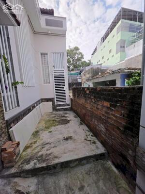 Bán Đất 121,9M² Đường Ngô Đến – Gần 2/4