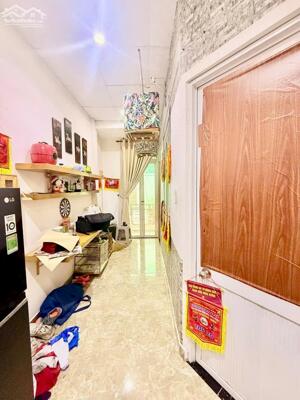 Chỉ cần hơn 3 tỷ, có nhà 2 tầng kiệt Lê Duẩn TTTP, phố chuyên doanh thời trang.