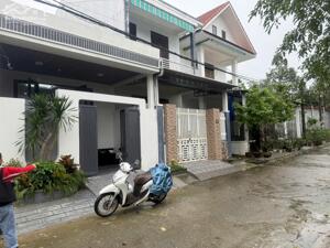 Cần bán nhà cấp 4 Hiện Đai Măt Tiền Kiệt Hai ô tô tránh nhau Duy Tân