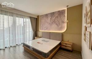 bán lại căn nhà vị trí đắc địa mặt tiền Hồ Tùng Mậu ngay Quảng Trường view Hồ Xuân Hương Đà Lạt.