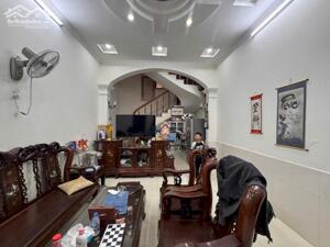  BÁN NHÀ 3 TẦNG ĐƯỜNG NGÔ GIA TỰ – SẠCH ĐẸP, CHỈ VIỆC VỀ Ở 