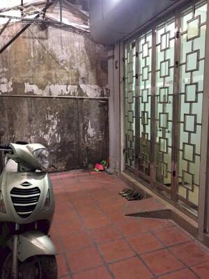 Cho thuê nhà nguyên căn ngõ 67 Trần Xuân Soạn, 36 m², 4 tầng, 4 phòng ngủ. 13,5 triệu