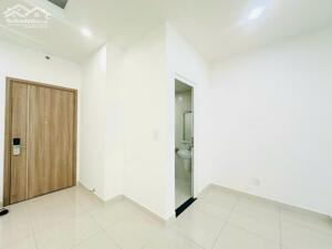 Cần bán căn officetel Lavita Charm- Lầu thấp- 51m2- Đang có sẳn HĐ thuê.