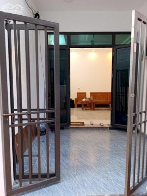 BÁN NHÀ ĐẸP 2.23 TỶ 3 TẦNG 47M2 ( ĐÔNG NAM ) NGÕ GIẢI PHÓNG