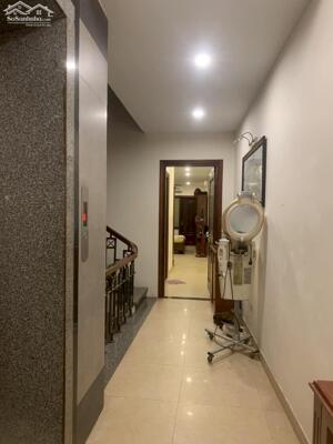 Cần bán Mặt phố Thái Hà giá 23.5 tỷ, 90mx5T, MT 5m, kinh doanh lớn