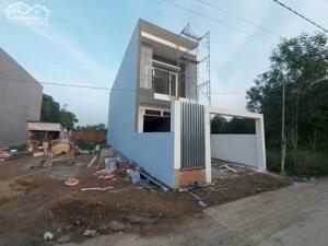 KẸT TIỀN BÁN GẤP LÔ ĐẤT 7x22 (205m2 NỞ HẬU) GẦN CO.OP BẾN LỨC GIÁ HỮU NGHỊ 20TR/M2 SỔ HỒNG RIÊNG