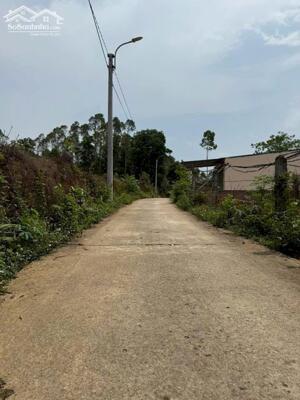 Bán lô 200m2, mt 10m full thổ cư Xuân Hoà, Lập Thạch lh_0987673102