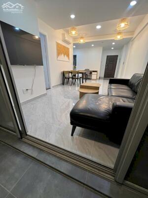 Bán CHCC Happy Valley, DT 100m2, thiết kế 3 phòng ngủ, 2 toilet, NTDD, lầu cao view đẹp, giá bán 9,5 tỷ