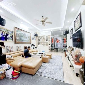 Bán nhà Văn Cao, Ba Đình, sát mặt phố, 18triệu/tháng, 57mx5t, 13.9 tỷ, 0985696268