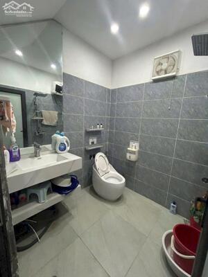 BÁN NHÀ 2 TẦNG – Ô TÔ ĐỖ CỬA – AN TRÌ, HÙNG VƯƠNG GIÁ CHỈ 2,3 TỶ