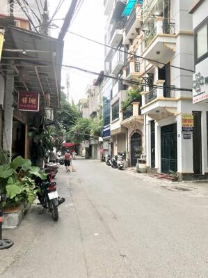 NHÀ VÕNG THỊ – 46m² x 7 TẦNG THANG MÁY - Trước nhà thoáng sáng – Cách ô tô dừng đỗ 10m – Vài bước chân ra Hồ Tây – Sổ nở hậu