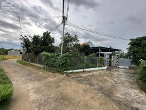 Bán đất Diên Phước giá rẻ full thổ cư đường bê tông oto vào tới nơi quay đầu thoải mái